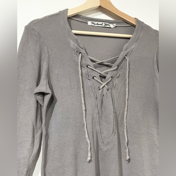 Michael Stars Waffle Knit Thermal Lace Up Top Taupe One Size OS - Picture 2 of 6
